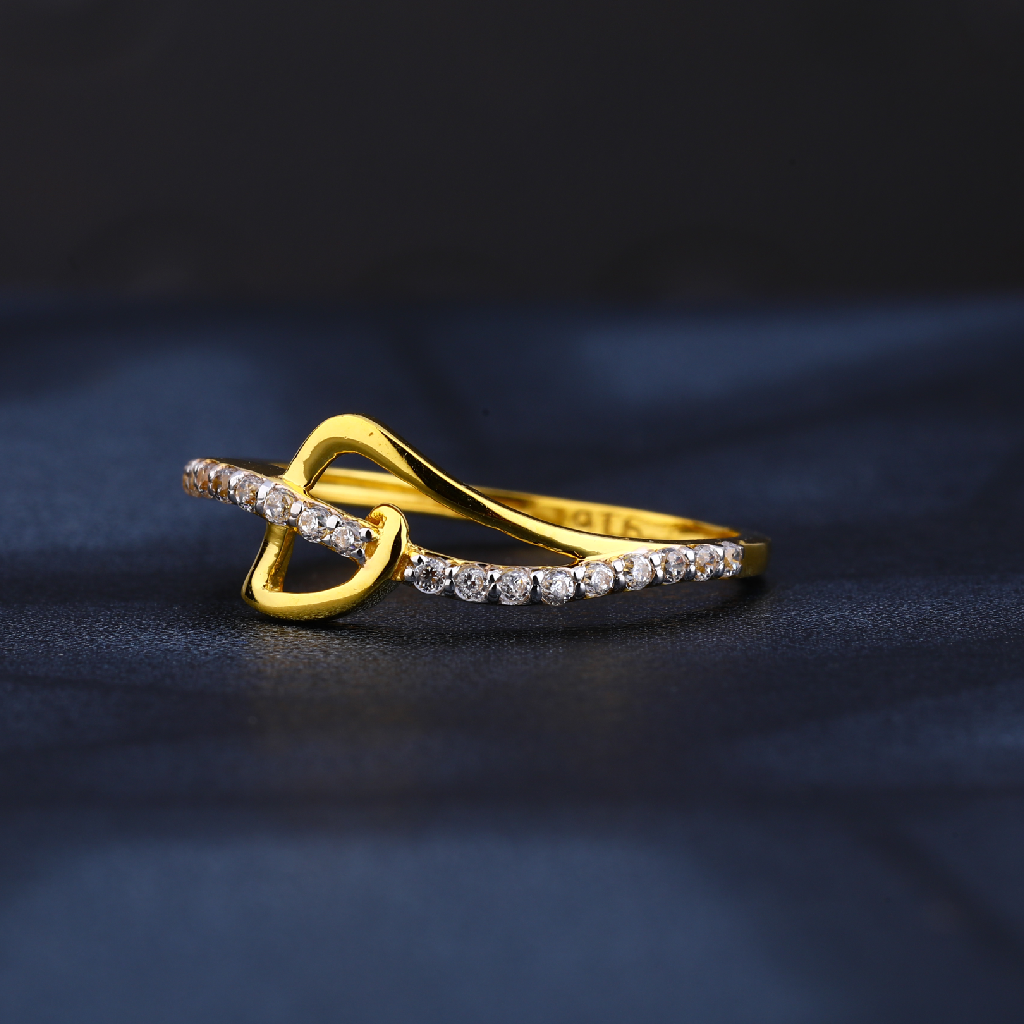 22CT CZ Gold Stylish Ladies Ring LR835
