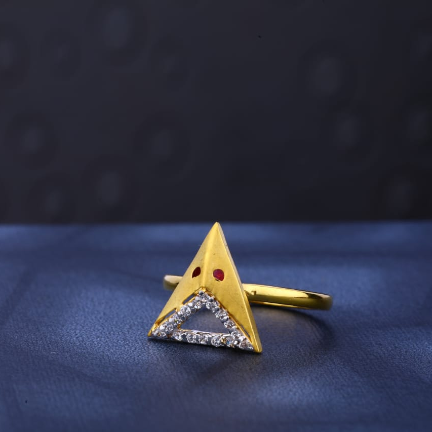 916 Gold Hallmark Exclusive Ladies Ring LR505