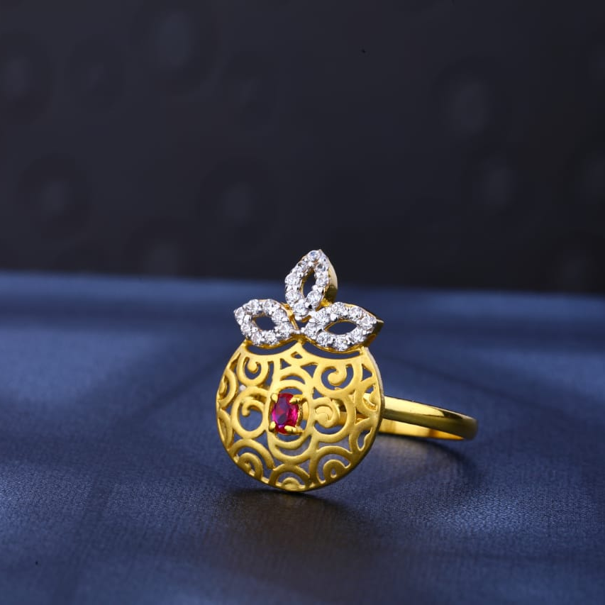 916 Gold Ladies Designer Ring LR516