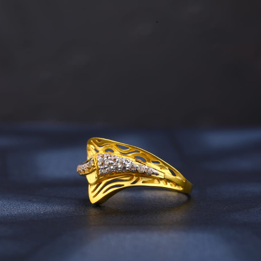 22KT Gold CZ Stylish Ladies Ring LR802