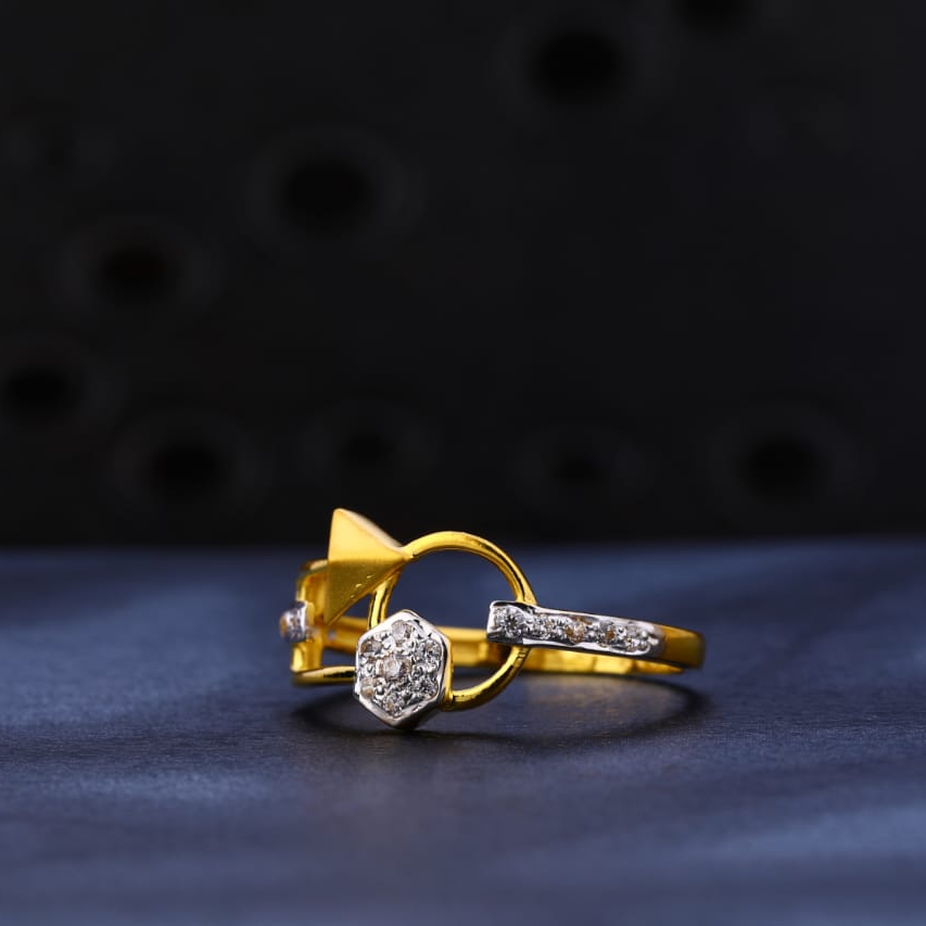 22KT Gold CZ Fancy Ladies Ring LR1174