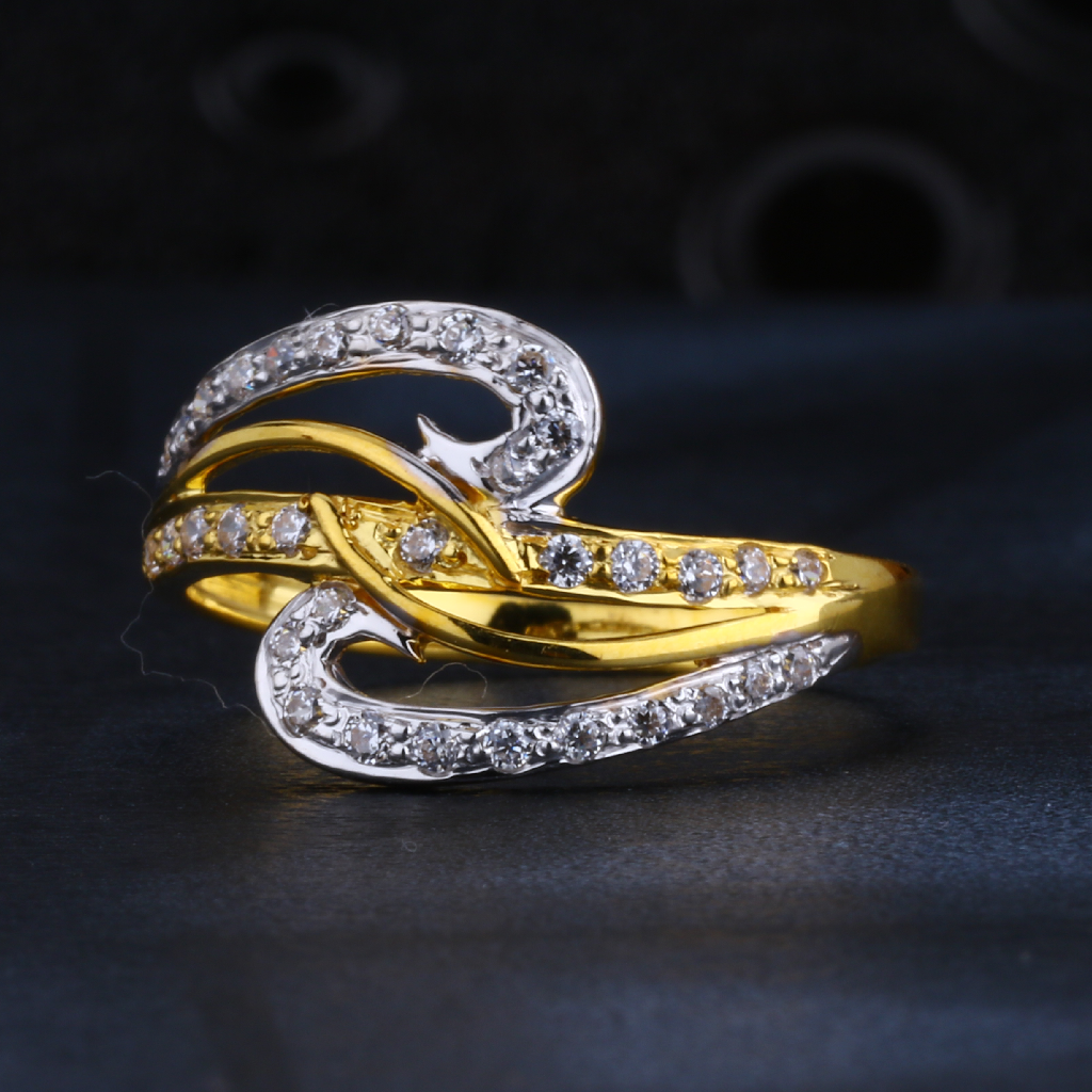 22CT Gold Hallmark Stylish Ladies Ring LR1536