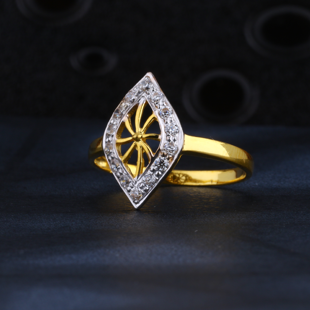 22CT Gold Hallmark Classic Ladies Ring LR1530