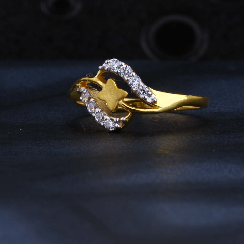 22CT  Gold Exclusive Women's Ring LR1525