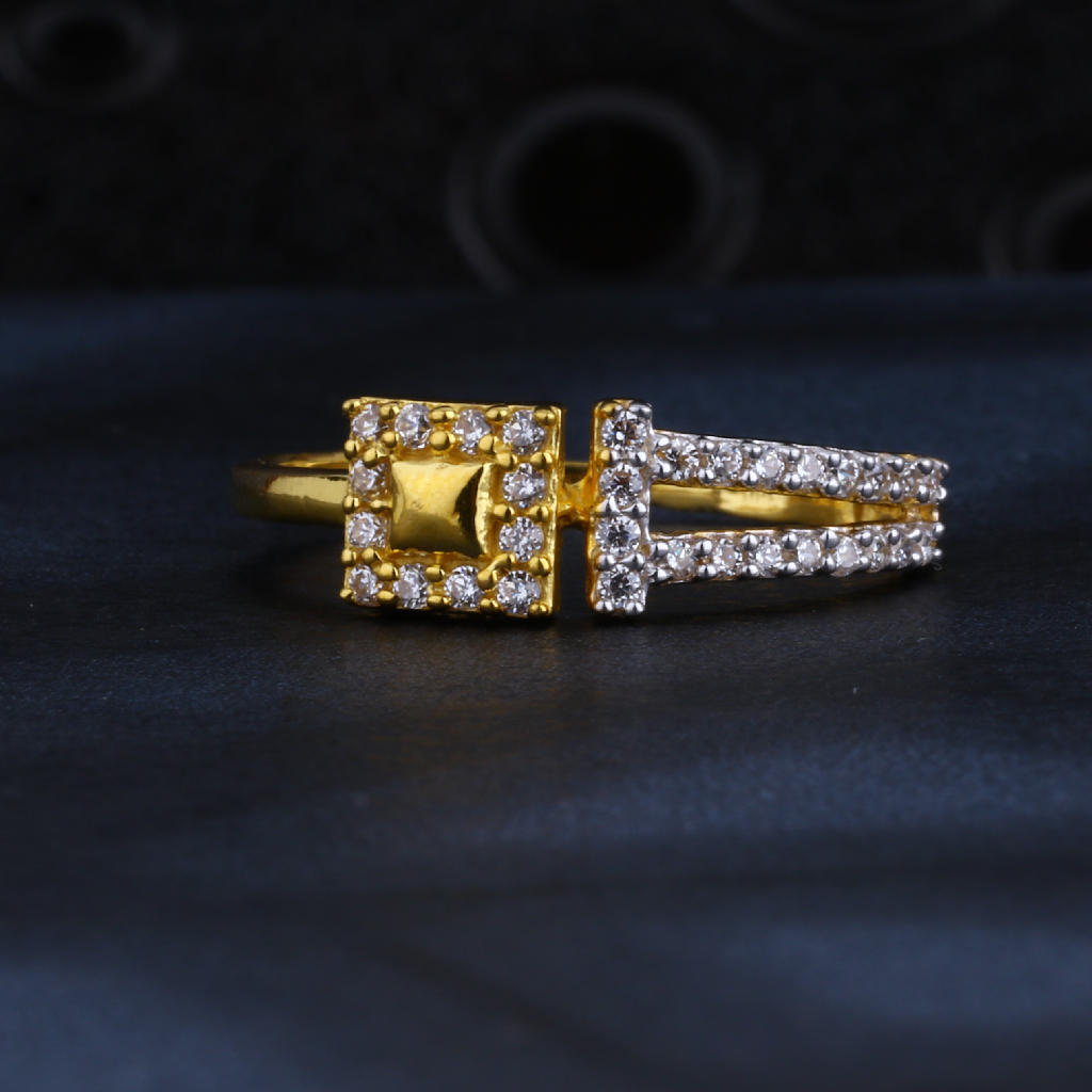 22CT CZ Gold Fancy Ladies Ring LR1519