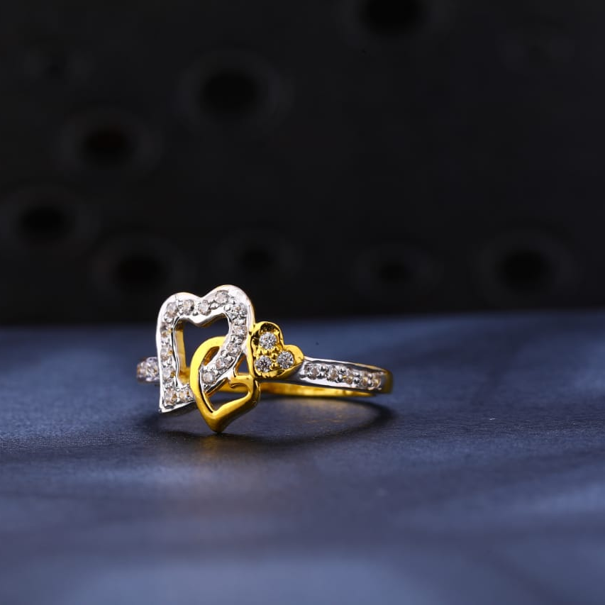 916 Gold CZ Hallmark Ladies Ring LR1144