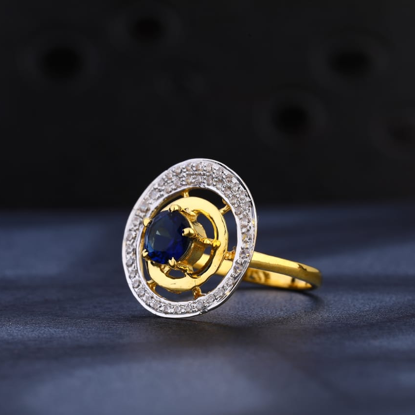 22KT Gold Ladies Stylish Ring LR1048
