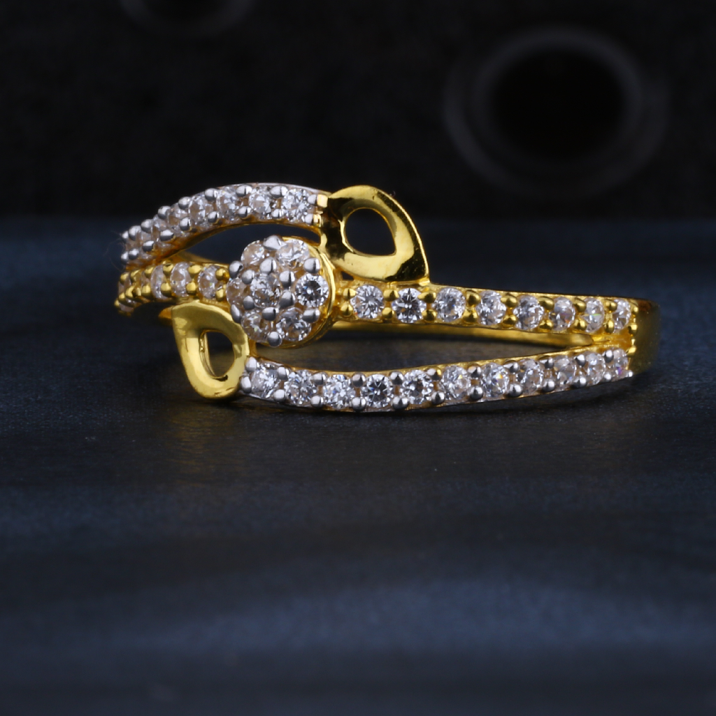 22CT Ladies Gold Delicate CZ Ring LR1326