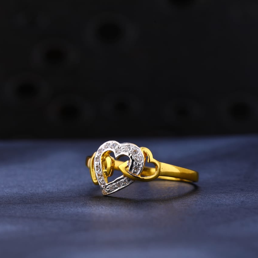 916 Gold CZ Hallmark Ladies Ring LR1279
