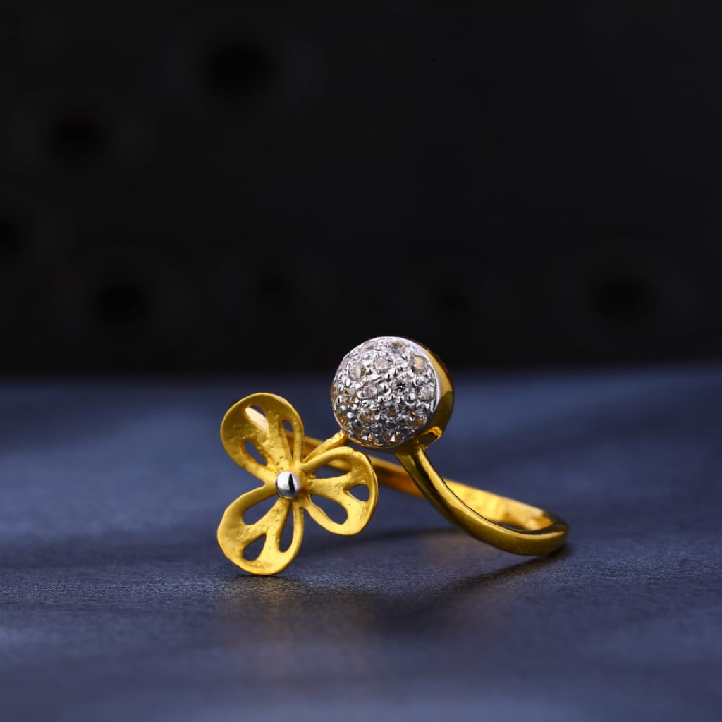 916 Gold Hallmark Stylish Ladies Ring LR1260