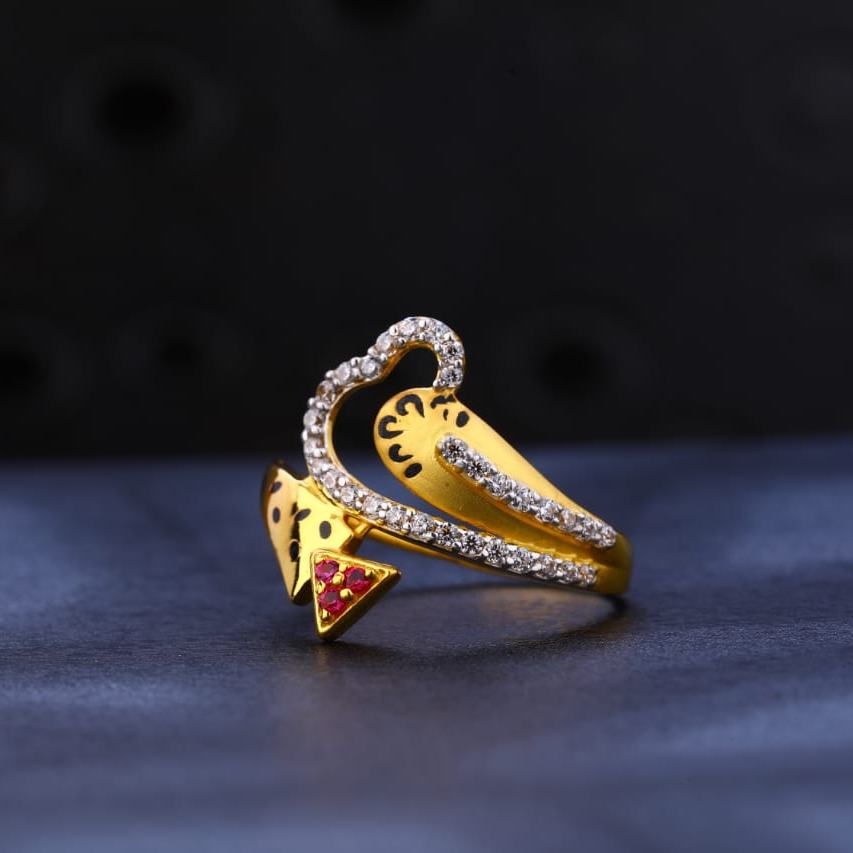 916 Gold Hallmark Ladies Classic Ring LR1274