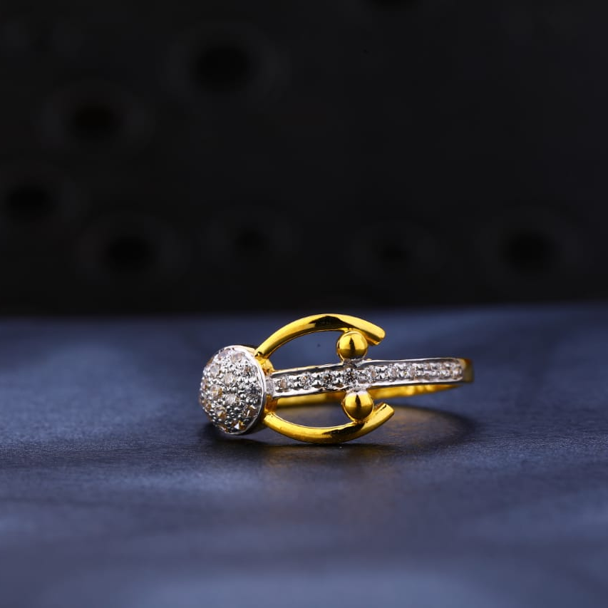 916 Gold Ladies Delicate Ring LR1268