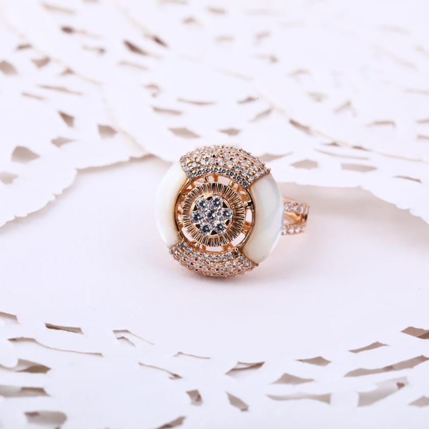 18KT Rose Gold Exclusive Ladies Ring RLR869