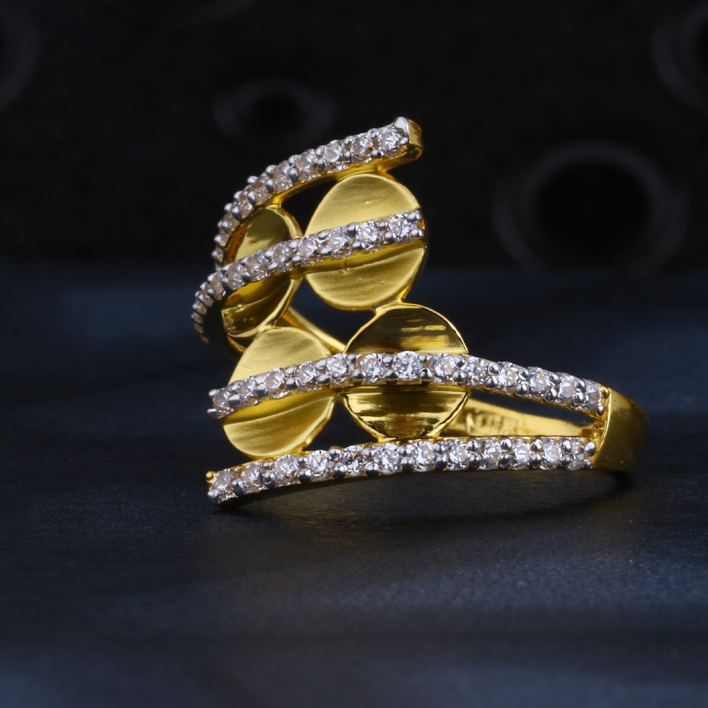 22CT Gold Cz Stylish Women's Ring LR1438