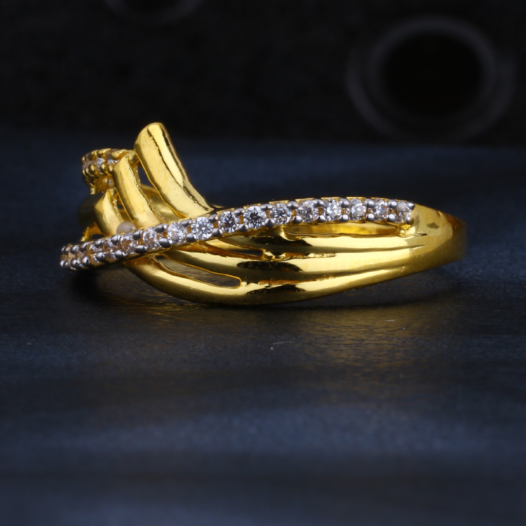 22KT Gold CZ Gorgeous Ladies Ring LR1413