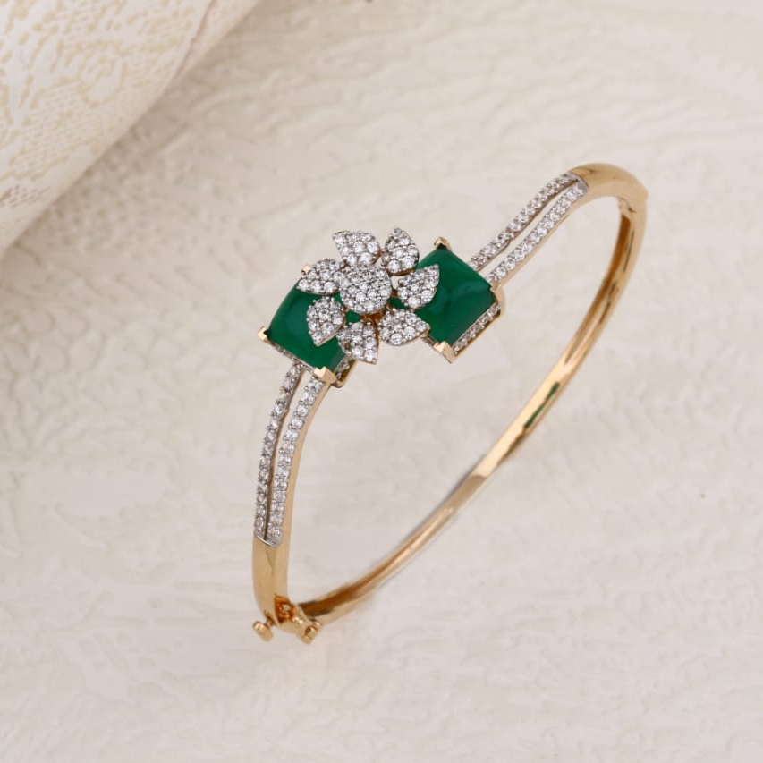 750 Rose Gold Ladies Fancy Kada Bracelet RLKB328