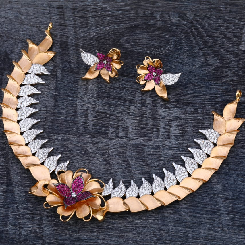 750 Rose Gold Ladies Exclusive Necklace set RN338