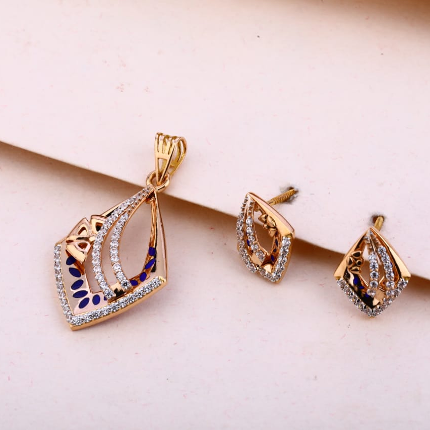 18KT Rose Gold Ladies Stylish Pendant Set RPS183