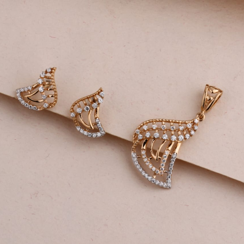 750 Rose Gold Cz Hallmark Exclusive Pendant Set RPS191
