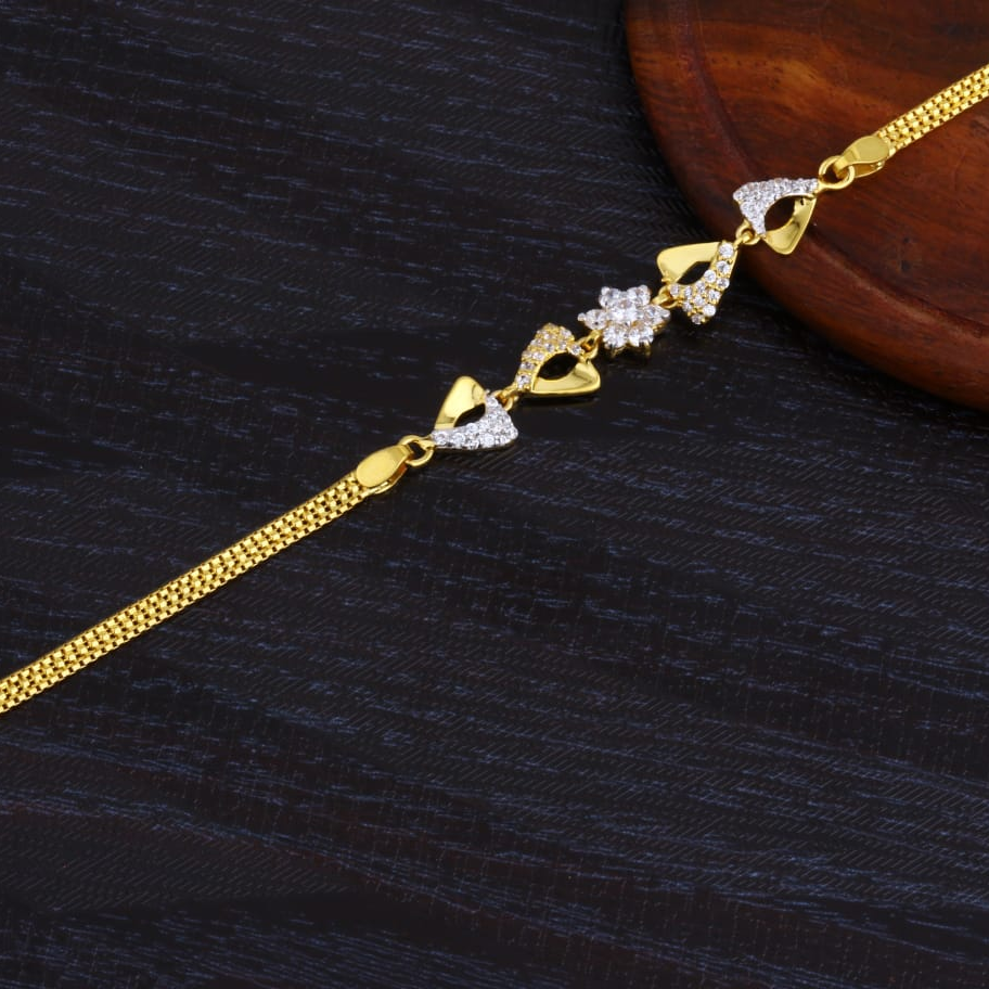 22KT Gold Ladies Hallmark Bracelet LB437