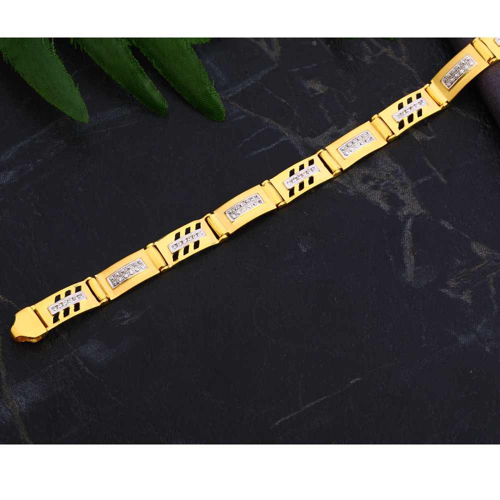 22KT Gold Men's Fancy Casting Bracelet MCB97