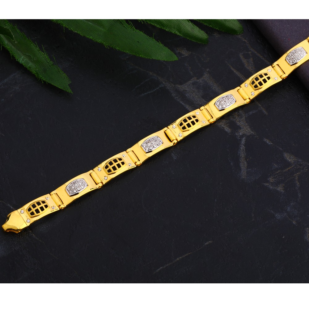 916 Gold Gentlemen's  Fancy CZ Casting Bracelet MCB89