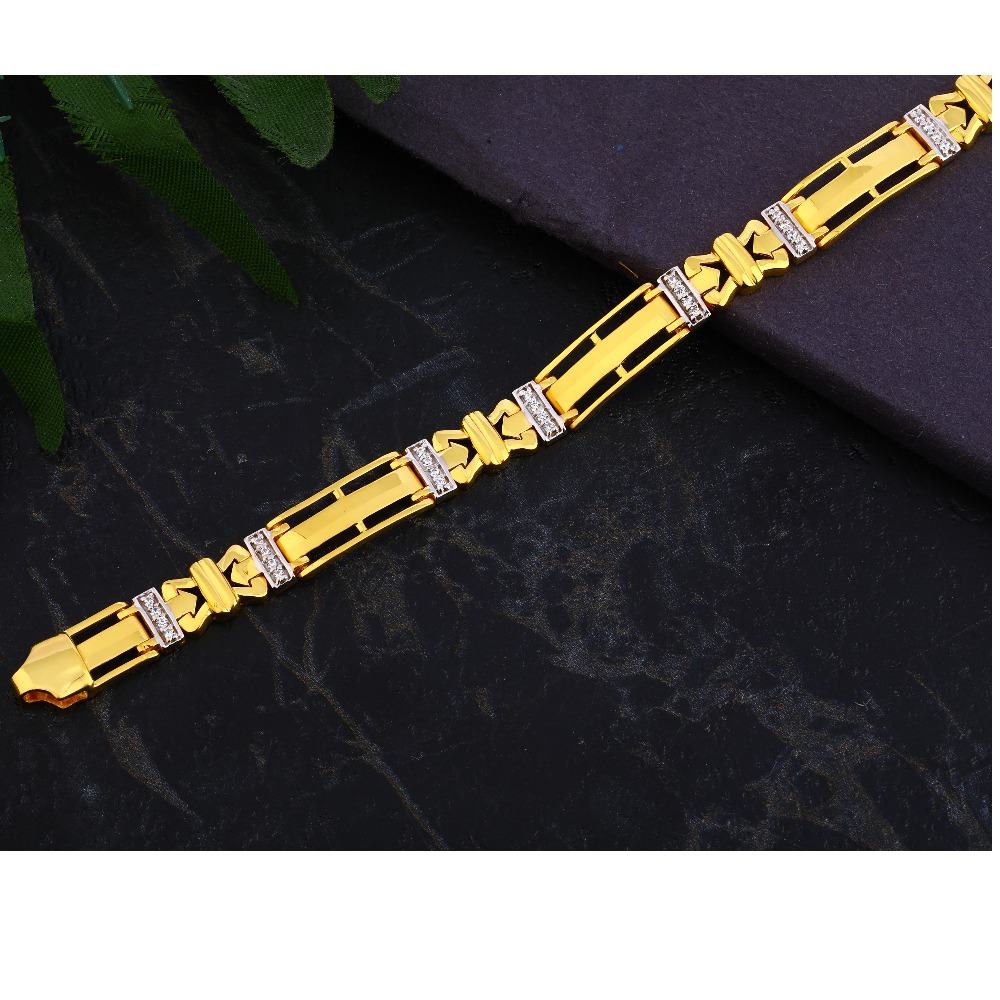 916 Gold Men's Designer Casting Bracelet MCB113