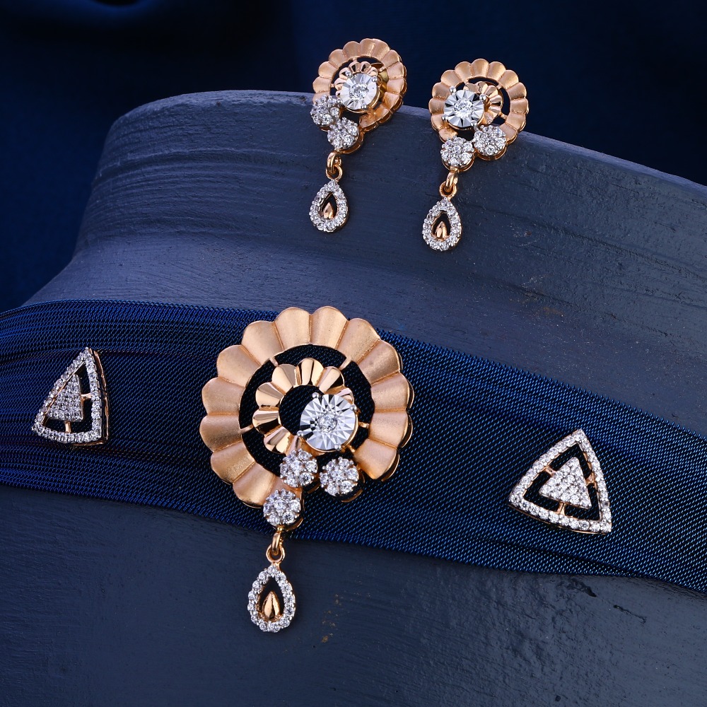 750 Rose Gold exclusive Hallmark Necklace Set RN299