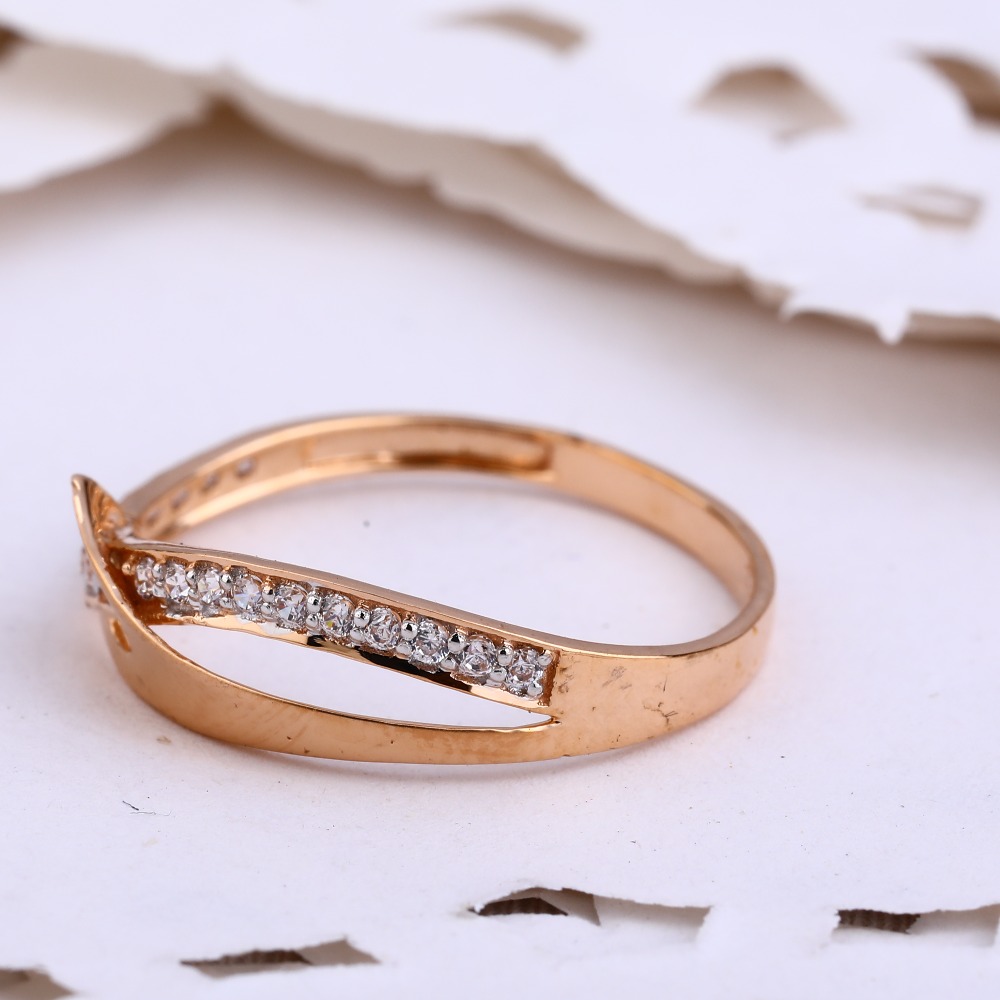 18CT Rose Gold Ladies Ring RLR617