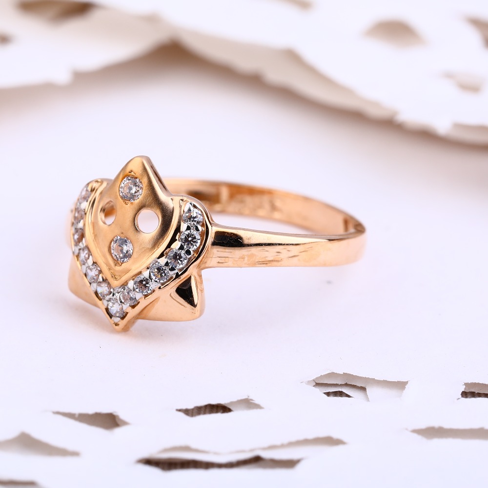 750 Rose Gold stylish Ladies Ring RLR584