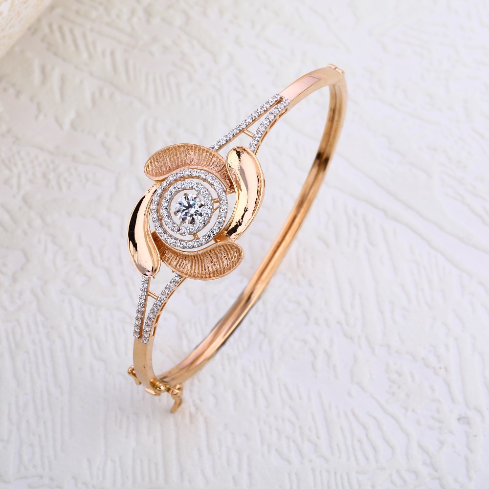 18KT Rose Gold exclusive Ladies Bracelet  Kada RLKB315