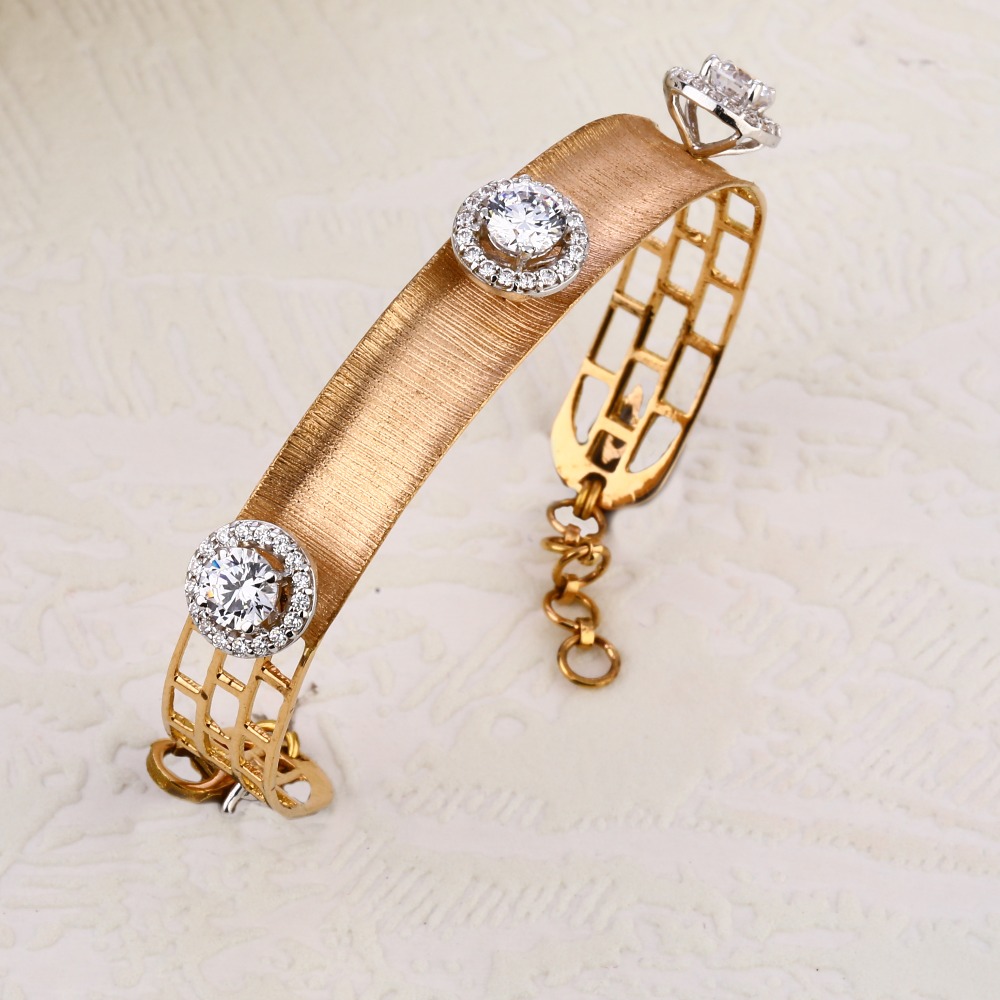 750 Rose Gold Delicate Ladies Kada Bracelet RLKB274
