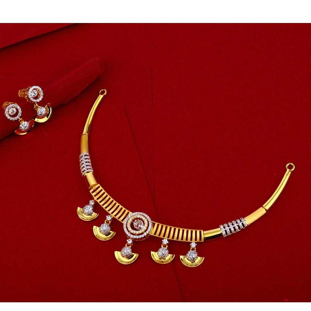 22CT Gold Gorgeous Ladies Necklace Set LN241