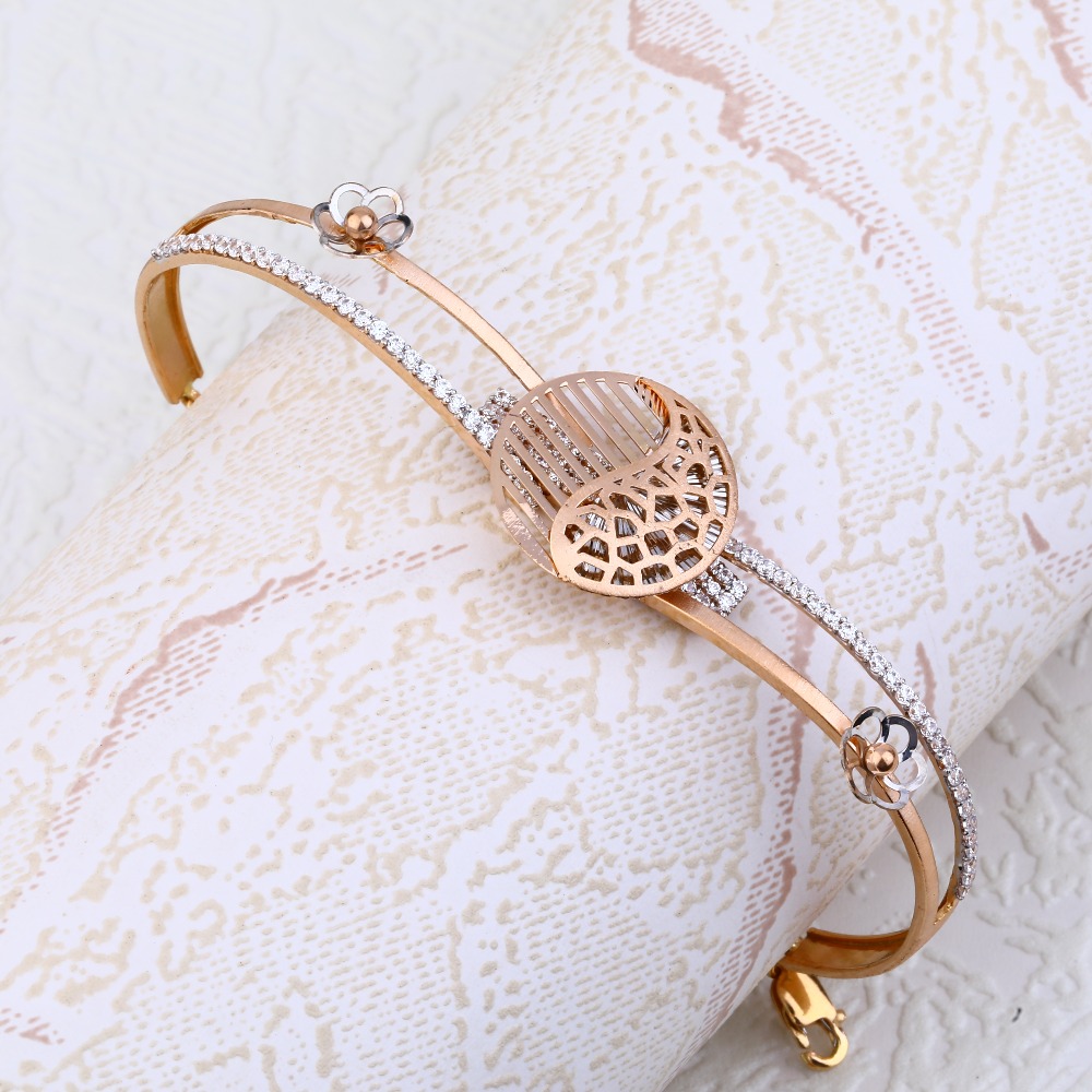 18KT Rose Gold Ladies stylish Kada Bracelet RLKB83