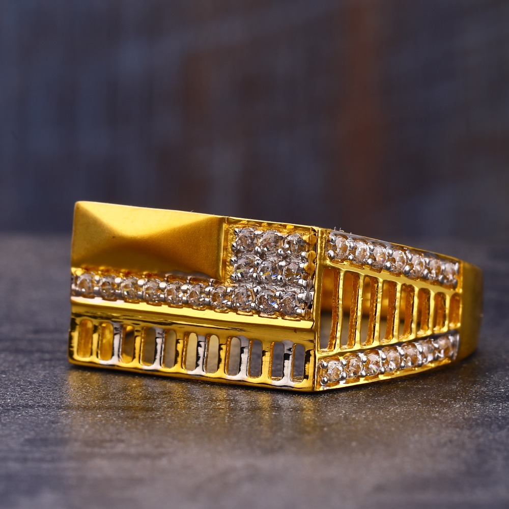 916 Gold Men's Hallmark Gorgeous CZ  Ring MR792