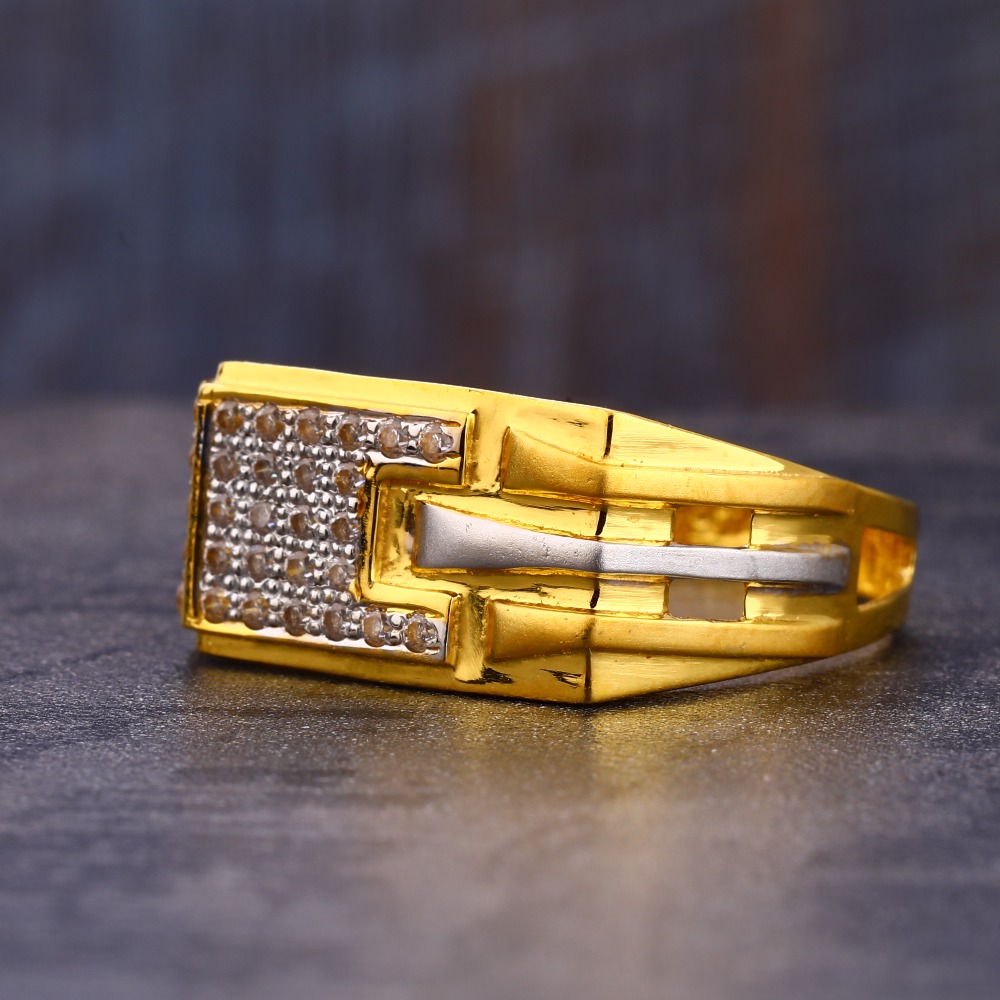 916 Gold CZ Hallmark Gorgeous Gentlemen's  Ring MR784