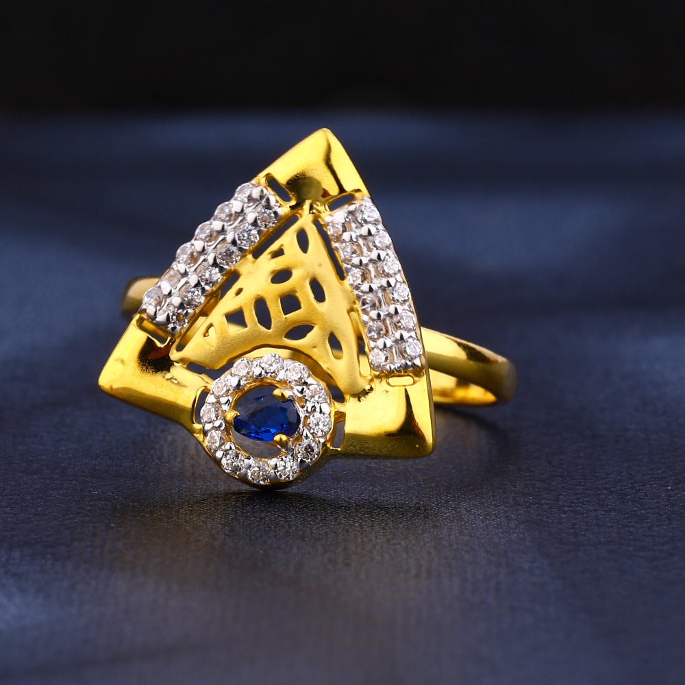 916 Gold Hallmark Gorgeous Ladies Ring LR453