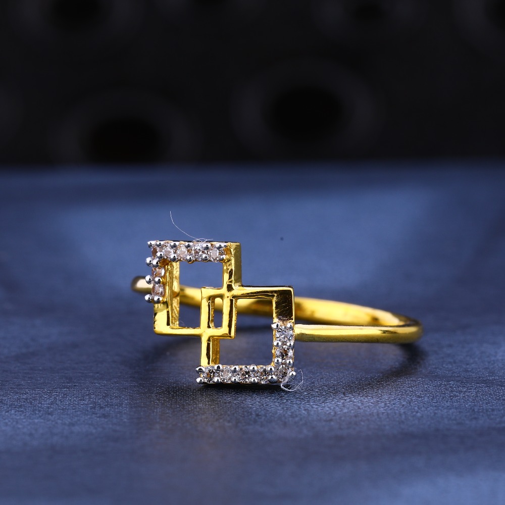 22kt gold ladies exclusive cz diamond  ring lr610