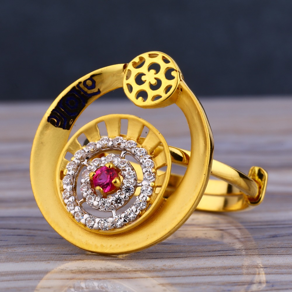 916 Gold Ladies Hallmark Gorgeous Long Ring LLR234