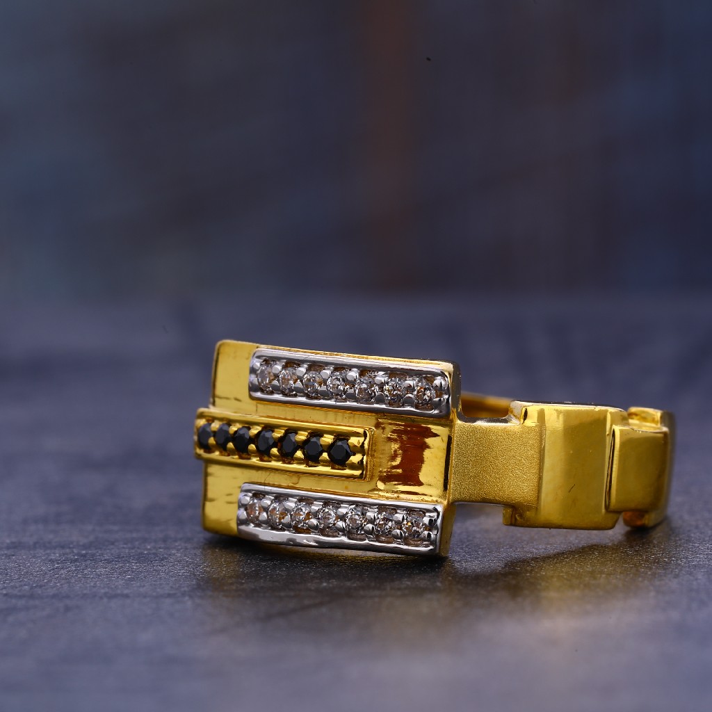 916 Gold Cz Hallmark Classic Gent's  Ring MR657