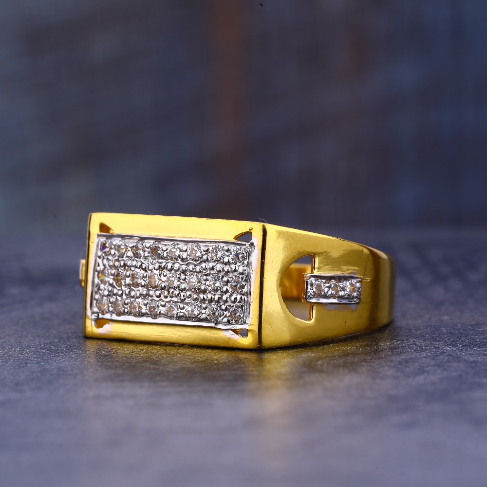 916  Gold Cz Diamond Hallmark men's Ring MR653