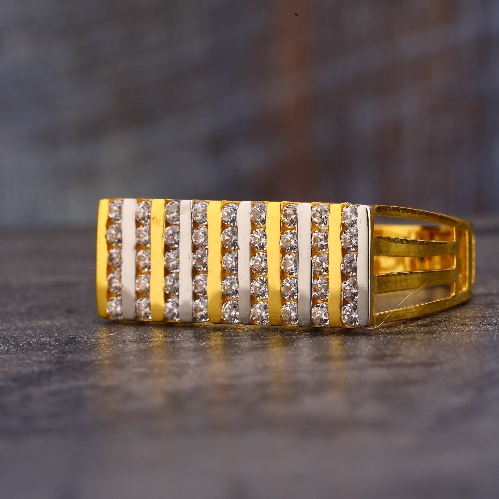 916 CZ  Gold Men's Gorgeous Ring MR589