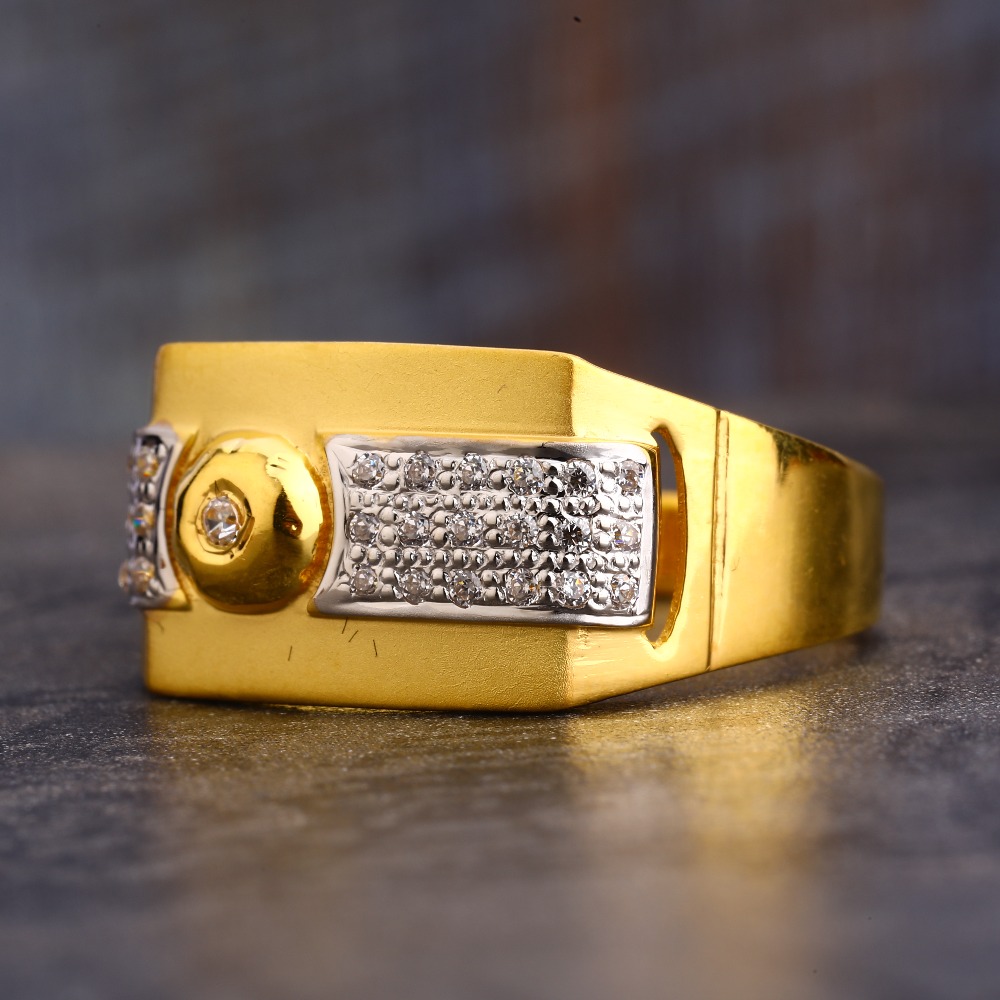 22CT CZ  Gold Hallmark Fancy Gentlemen's Ring MR579