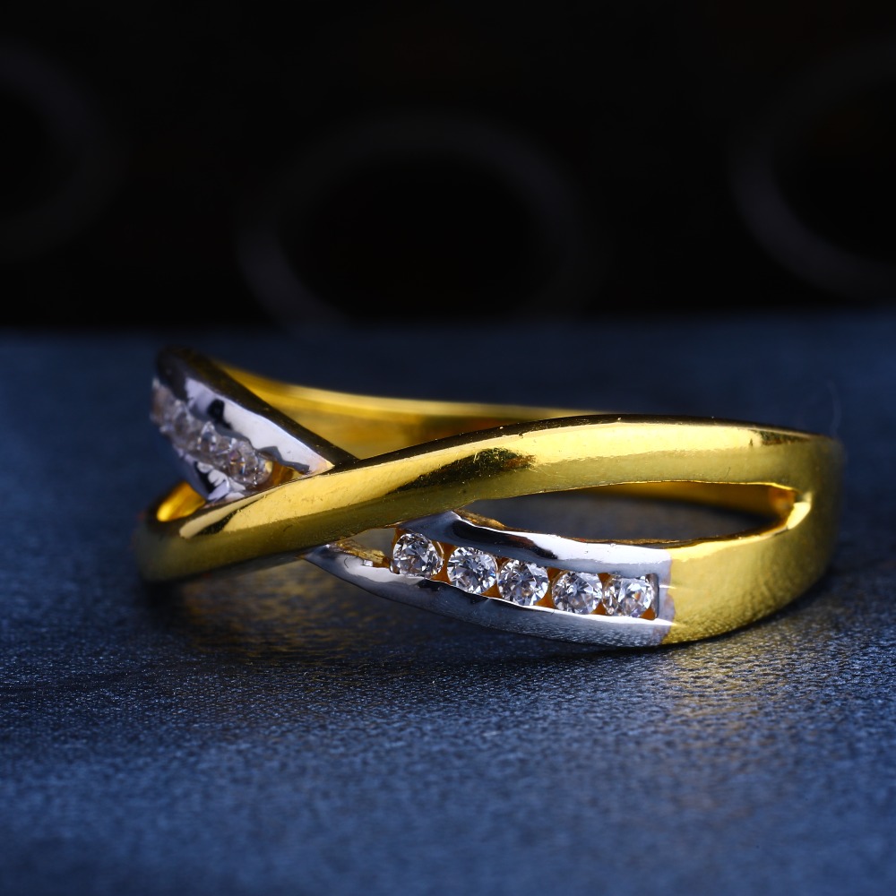 22kt Gold  Stylish Diamond Hallmark Women's Ring LR207