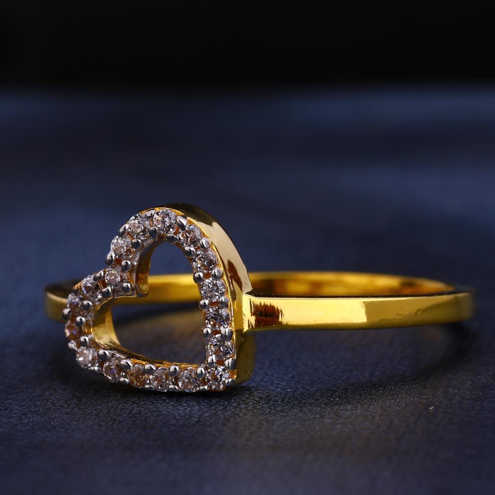 916 Gold  CZ Hallmark Designer  Women's  Ring LR395