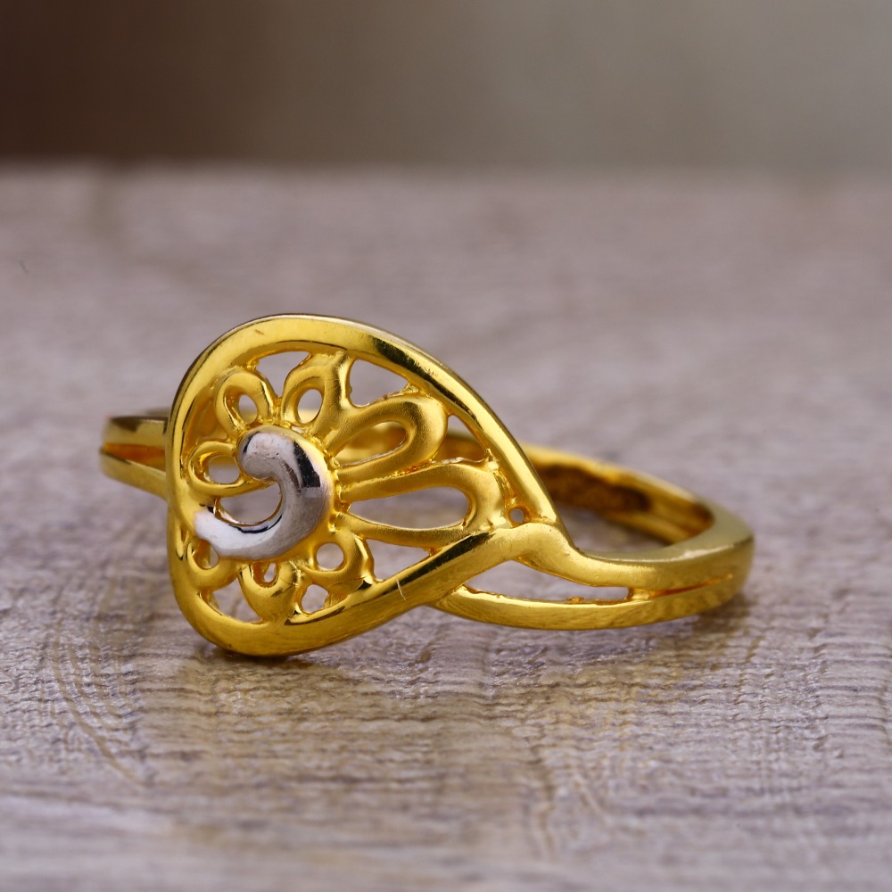 750 Gold Hallmark Gorgeous  Plain Ladies LPR484