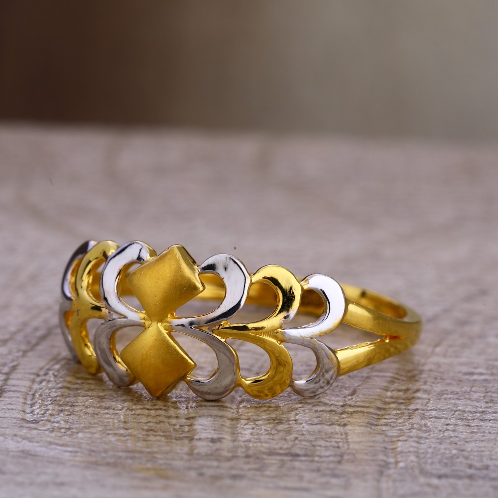 750 Gold Hallmark Classic Plain Ladies LPR479