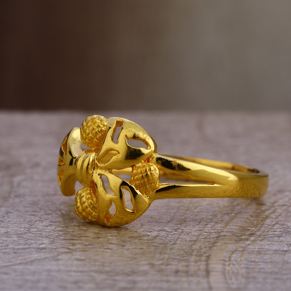 22KT  Gold  Plain Exclusive Ladies Ring LPR407