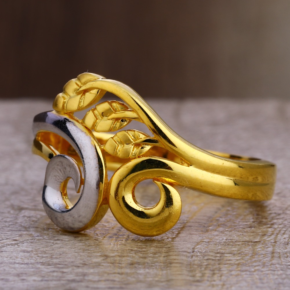 916 gold ladies stylish plain ring lpr386