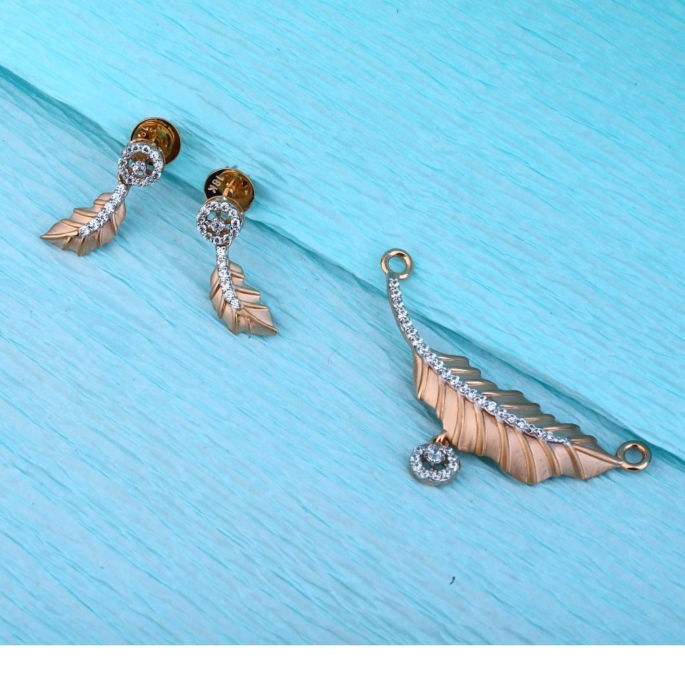 750 Rose Gold Women's exclusive Pendant Set RMPN23